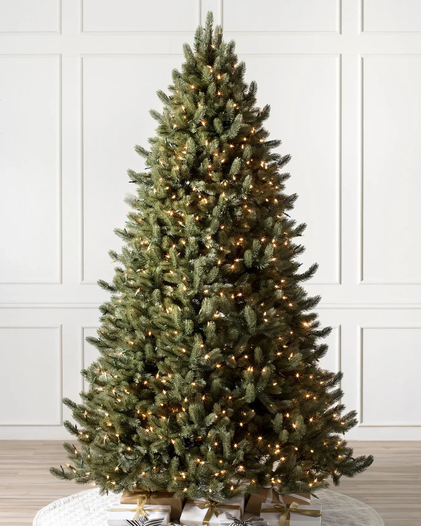 Árvore Natal Vermont Encantada LED: Galhos Densos, Luz Quente, Montagem Rápida