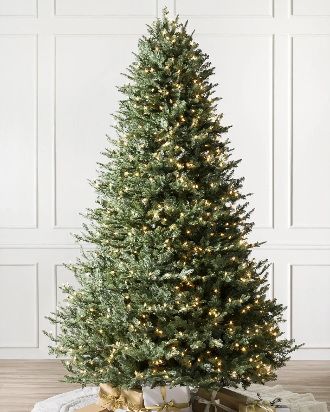 Árvore Natal Jardim Estrelas LED, Luxo e Brilho para Decoração Festiva