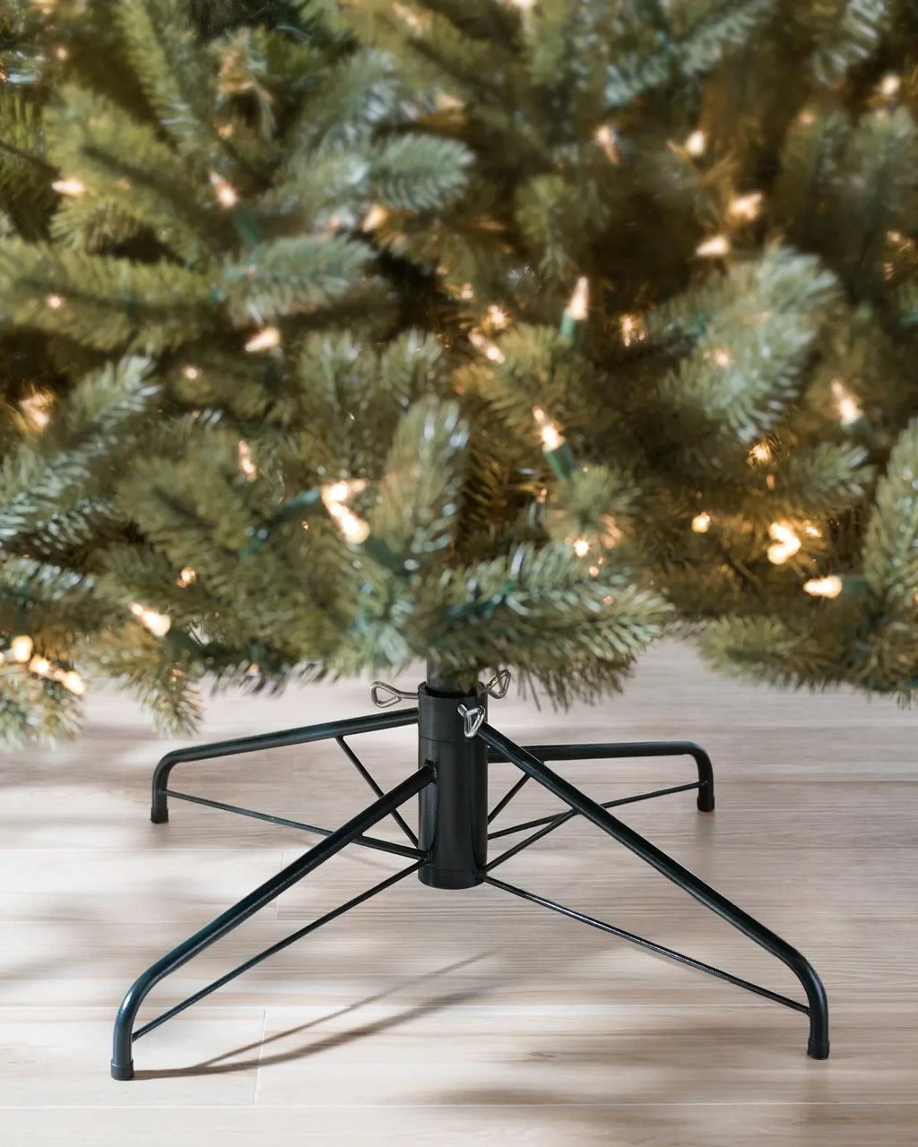 Árvore Natal Vermont Encantada LED: Galhos Densos, Luz Quente, Montagem Rápida