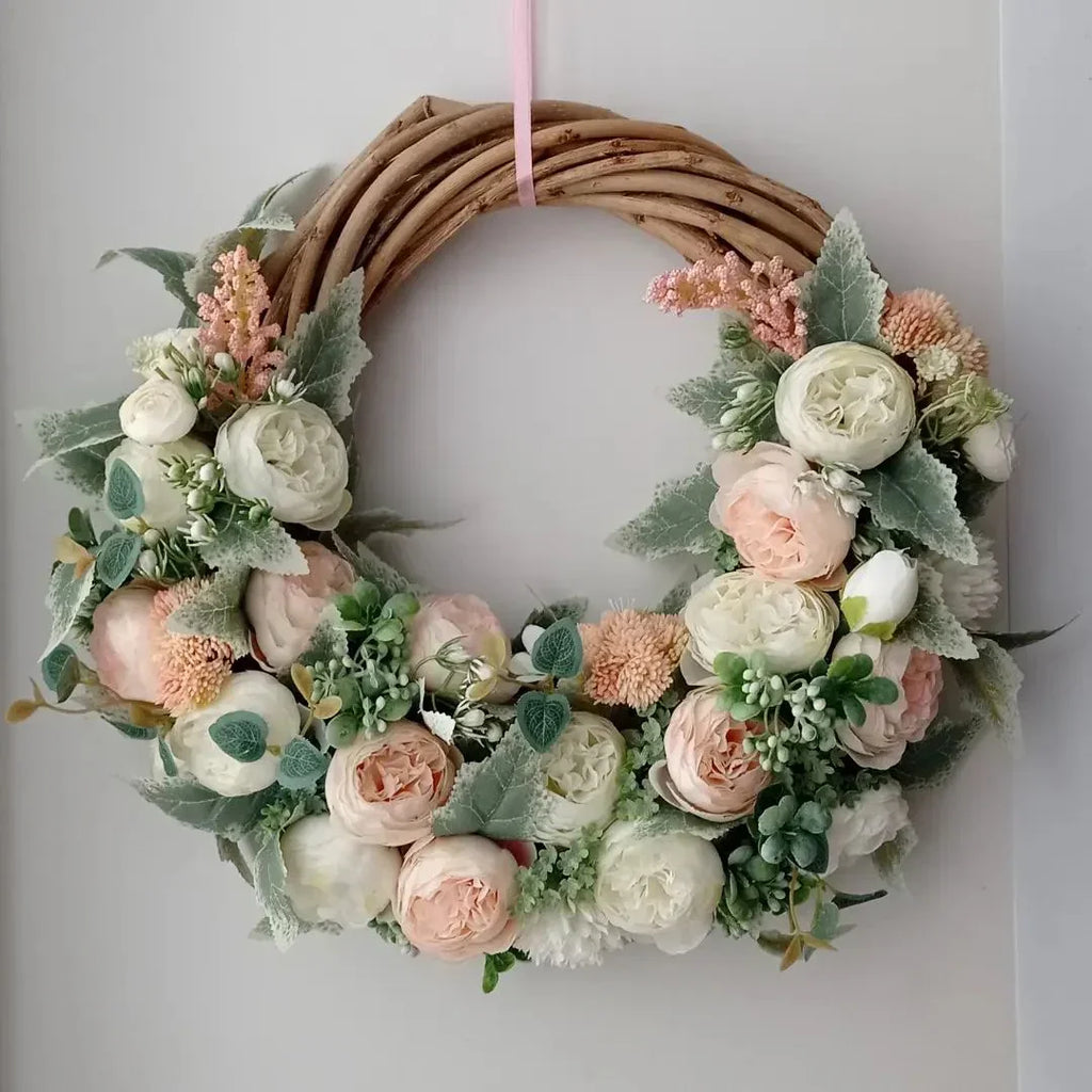 Guirlanda Natalina Luxuosa 50cm: Pinhas, Brilhos e Luzes LED para Porta Festiva