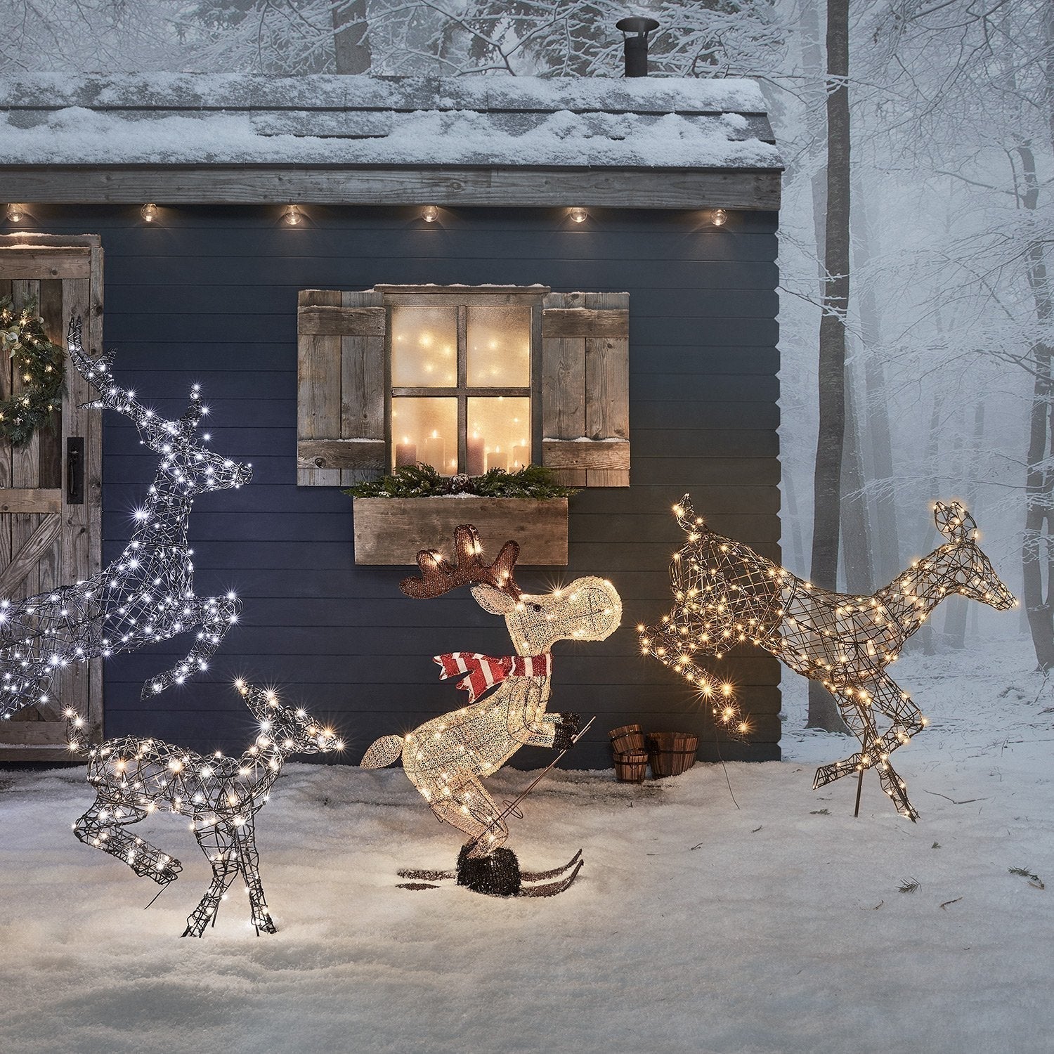 Alce Esquiador Natalino Iluminado LED Decorativo Resistente Externo Interno Festivo